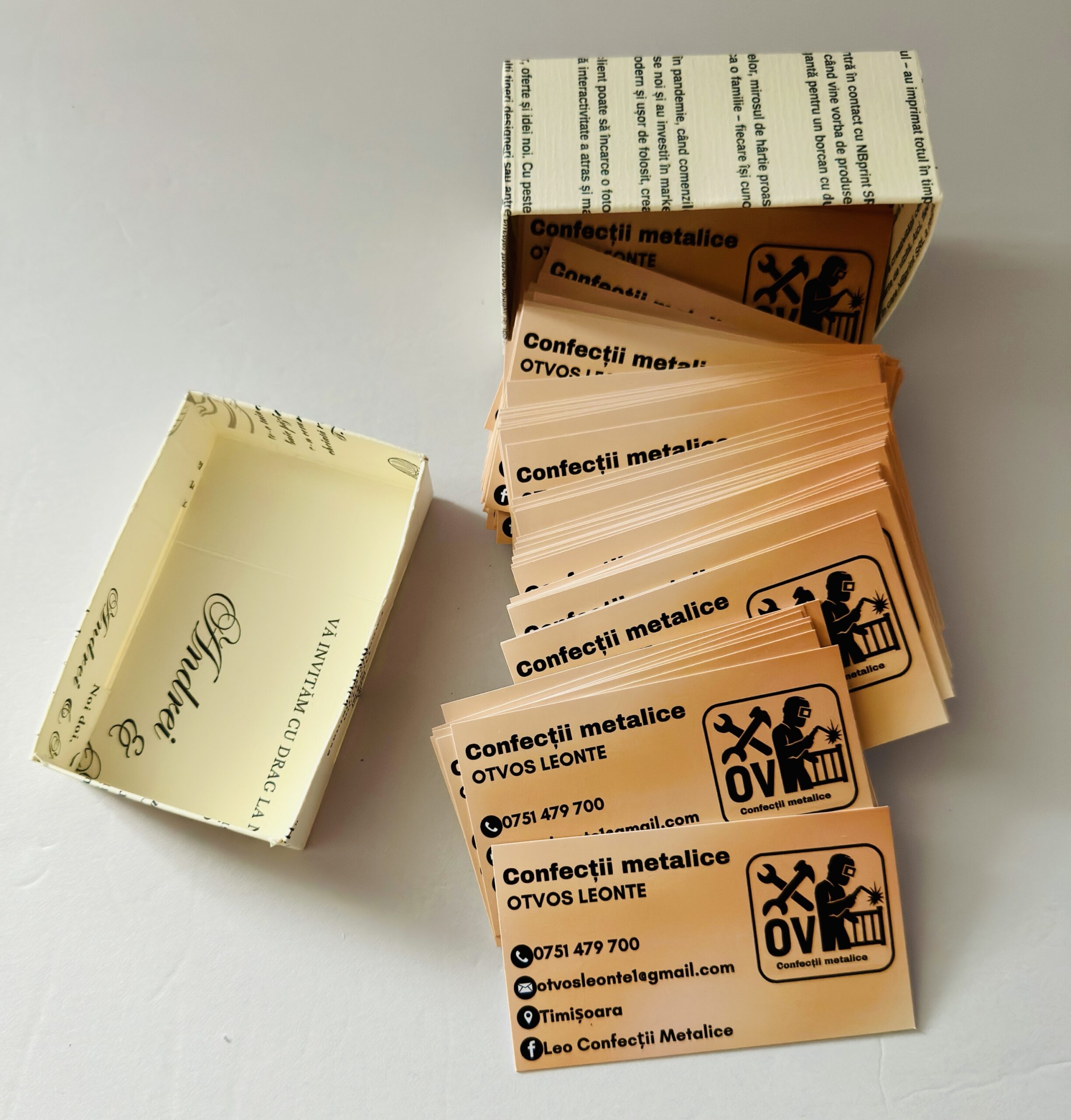 Cărți de vizită personalizate – Design profesional și print premium