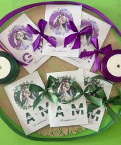 Invitație Stil Cărticică cu Fundă Elegantă